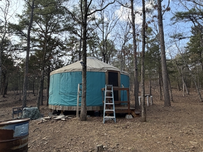 Cabin and 20 acres off grid cabin in Red Oak, OK - image 24