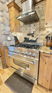 Luxury Golf Course Home For Sale In Arkansas - image 10