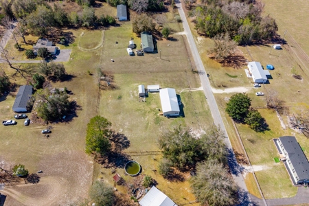 Gainesville, FL - Spacious 3/2 Bath on One Acre 1830 Sq Ft - image 5