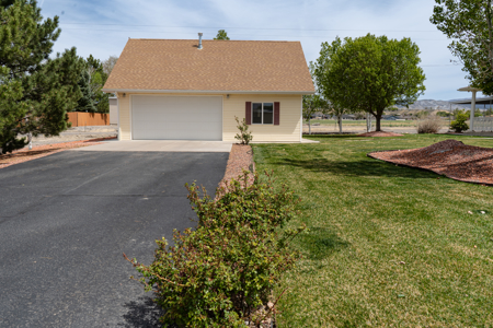 Montrose Colorado Country Home on Acreage For Sale - image 32