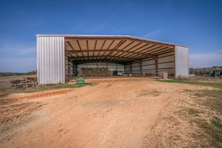 TexAz Ranch: 814-Acre Regenerative Legacy & Multi-Home Compound - image 20