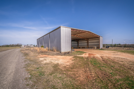 TexAz Ranch: 814-Acre Regenerative Legacy & Multi-Home Compound - image 19