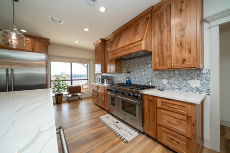 TexAz Ranch: 814-Acre Regenerative Legacy & Multi-Home Compound - image 10