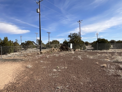 Land for Sale with Commercial or Residential Zoning - image 10