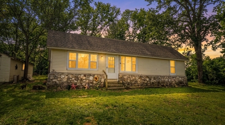 Comfortable Home on One Acre in Thayer, Missouri | Ozarks - image 3