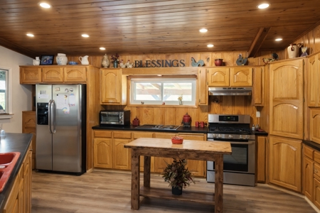 Kiamichi Mountain Ranch Home with Covered Arena - image 7