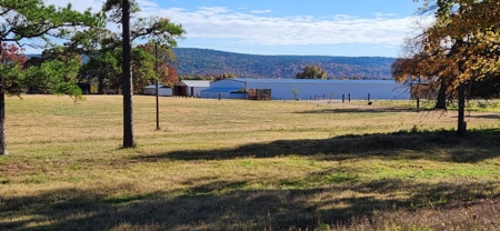 Kiamichi Mountain Ranch Home with Covered Arena - image 9