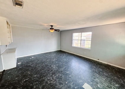 Home For Sale with Separate Garage Apartment in Abilene, TX - image 10