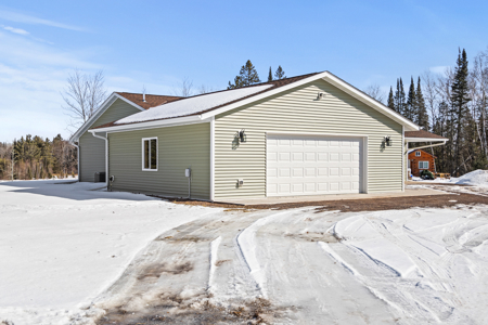 Country Home on 80 Acres with Pole Building For Sale Hunting Land - image 33