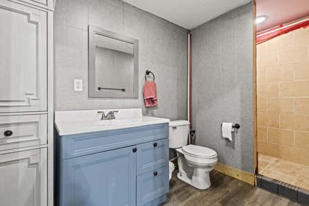 Country Home on 80 Acres with Pole Building For Sale Hunting Land - image 27