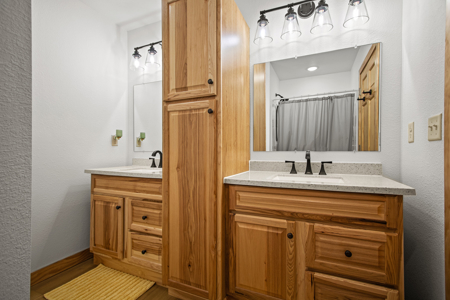 Country Home on 80 Acres with Pole Building For Sale Hunting Land - image 11