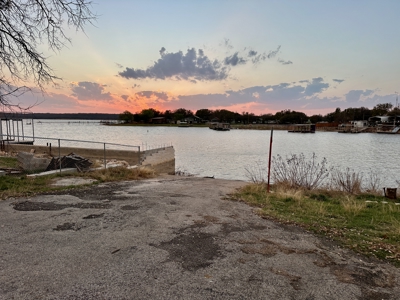 Lake Brownwood Texas Area Home in Thunderbird Bay with Shop Space - image 36