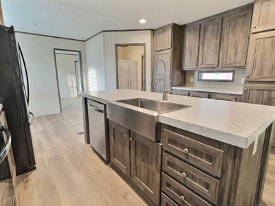 Lake Brownwood Texas Area Home in Thunderbird Bay with Shop Space - image 7