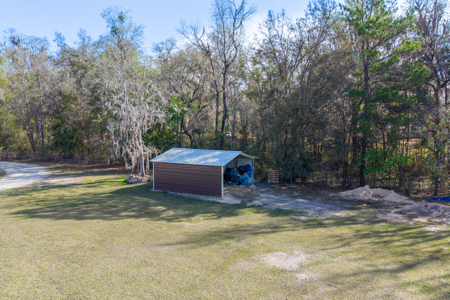 Peaceful 18-Acre Equestrian Estate in Williston, Florida for Sale - image 20