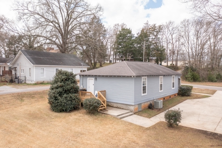 Prime Investment Property - 3 BR/3BA - near JSU - image 5