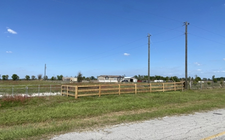 Beautiful Country Setting For Your New Home In Wellborn, FL - image 3