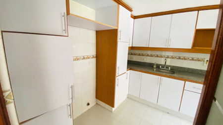 Apartamento en Medellín - 4bd/4ba - image 4