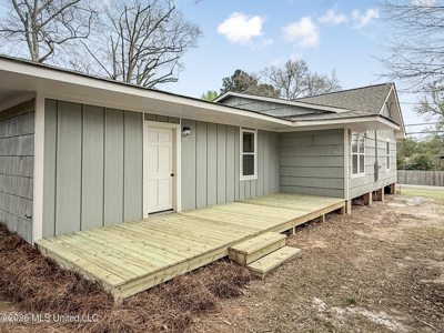 Fully Remodeled Home in Town for Sale McComb MS - image 5