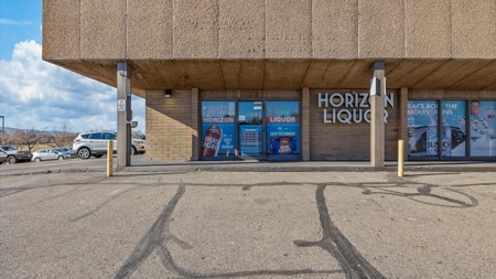 Colorado Liquor Store For Sale with proven income - image 1