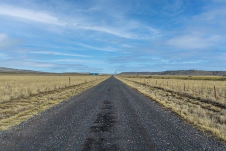 Eastern Oregon Fairview Farms Located Outside of Hines - image 29