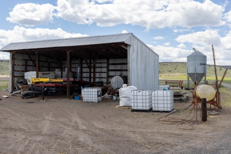 Eastern Oregon Fairview Farms Located Outside of Hines - image 42