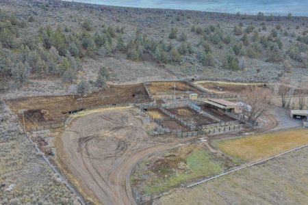 Eastern Oregon Fairview Farms Located Outside of Hines - image 37