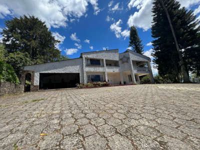 Farm & Ranch for Sale in Medellín, Antioquia Colombia - image 1