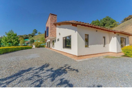 Apartment for Sale in El Retiro, Antioquia Colombia - image 2