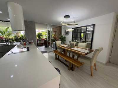 Apartamento en Medellín - 3bd/4ba - image 1