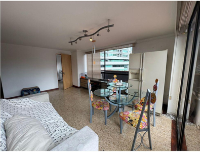 Apartamento en Medellín - 6bd/3ba - image 1