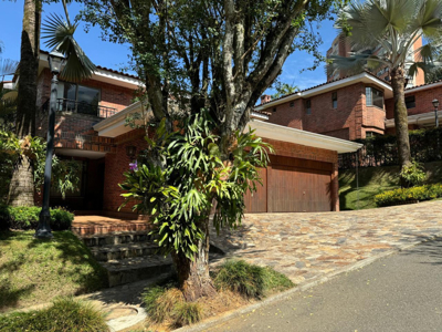 House for Sale in Medellín, Antioquia Colombia - image 2