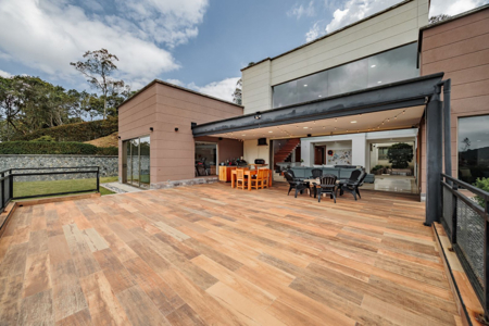 House for Sale in Envigado, Antioquia Colombia - image 4