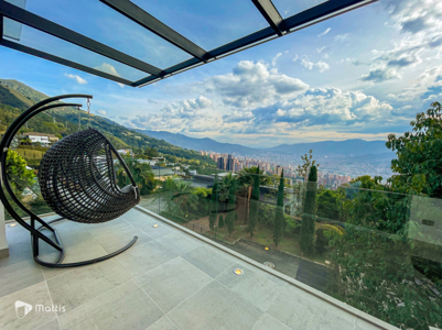 Country House for Sale in Medellín, Antioquia Colombia - image 2