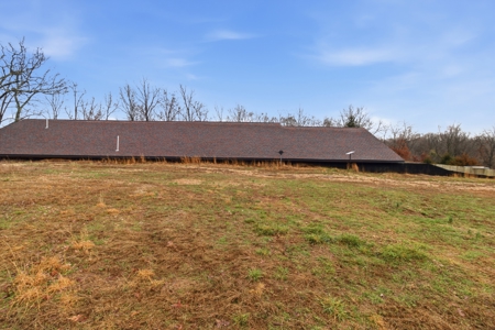 Stunning custom-built home on 123 Breathtaking Acres - image 2