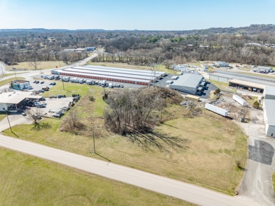 Commercial Property for Sale in Maury County, Tennessee - image 2