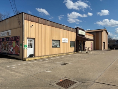 984 Ridgeway Ave /US 27 Falmouth Ky 41040 Commercial Bldg - image 5