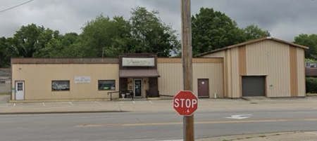 984 Ridgeway Ave /US 27 Falmouth Ky 41040 Commercial Bldg - image 1