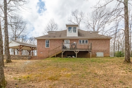Country Home for Sale in Lewis County, Tennessee - image 8