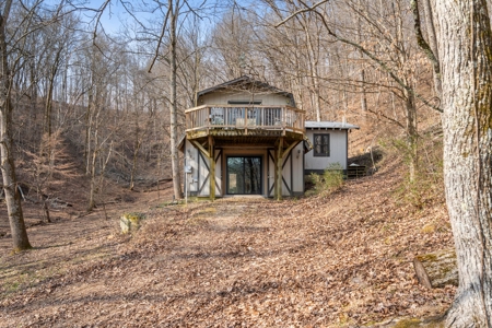 27.47 Acres in Leiper’s Fork Area, Barndominium Retreat - image 9