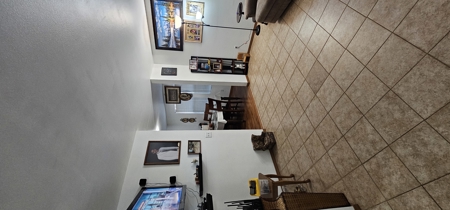 Charming Yakima Town House and Beautiful Backyard With Sprinklers - image 20