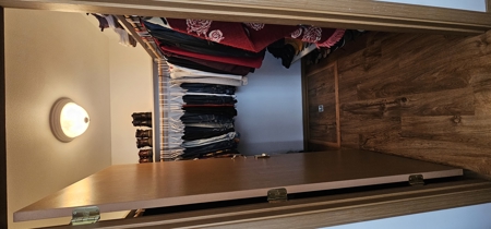 Charming Yakima Town House and Beautiful Backyard With Sprinklers - image 10