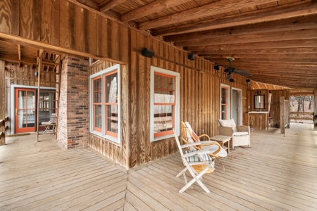 1910 Historic Home on 17 Acres in Franklin - image 33
