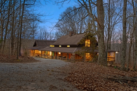 1910 Historic Home on 17 Acres in Franklin - image 1