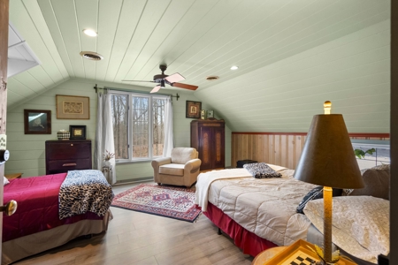 1910 Historic Home on 17 Acres in Franklin - image 16