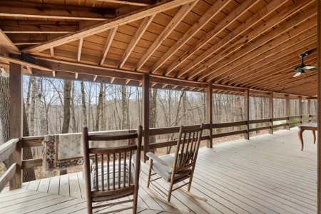 1910 Historic Home on 17 Acres in Franklin - image 32