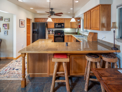 Horse property in private Viste Estates | 3 bed | Bunk House - image 46