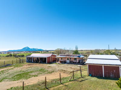 Horse property in private Viste Estates | 3 bed | Bunk House - image 8