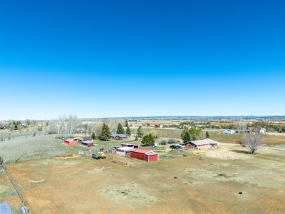 Horse property in private Viste Estates | 3 bed | Bunk House - image 11