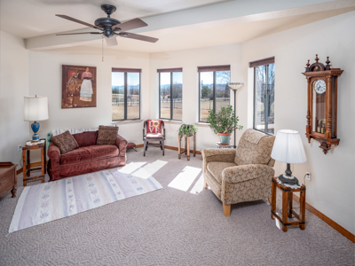 Horse property in private Viste Estates | 3 bed | Bunk House - image 2