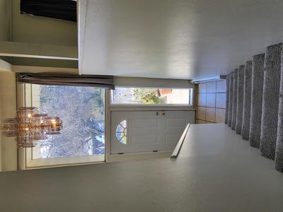 Mid-Century Modern Home Sunnyside Hills Neighborhood Pullman, WA! - image 26